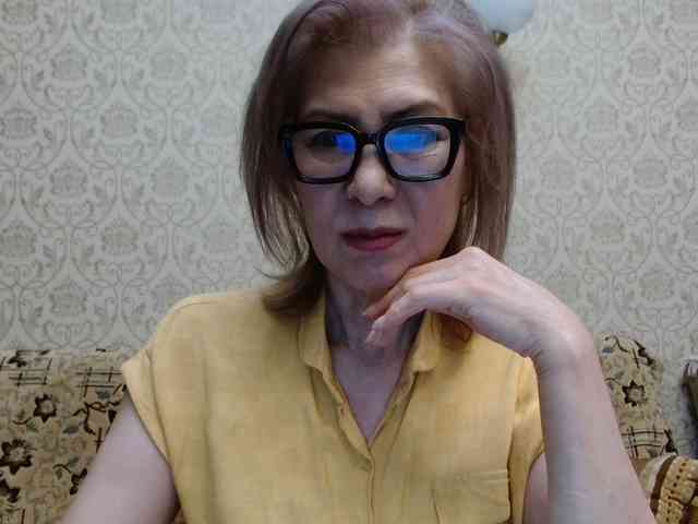ElegantLady00 webcam