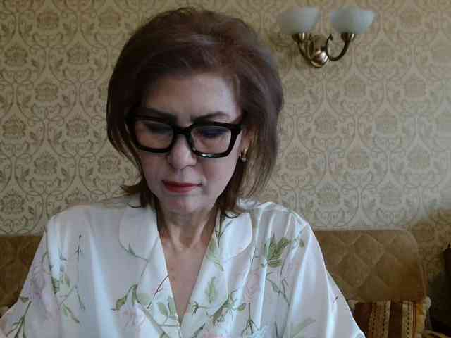 ElegantLady00 webcam