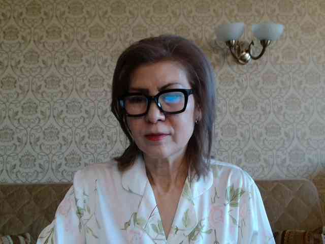 ElegantLady00 webcam