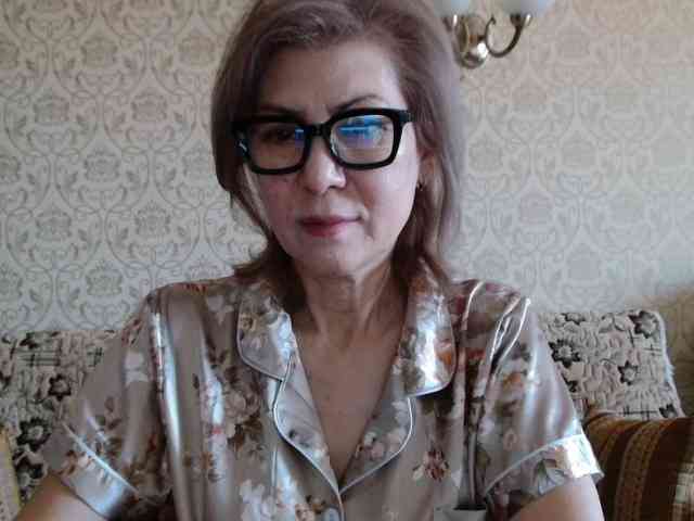 ElegantLady00 webcam
