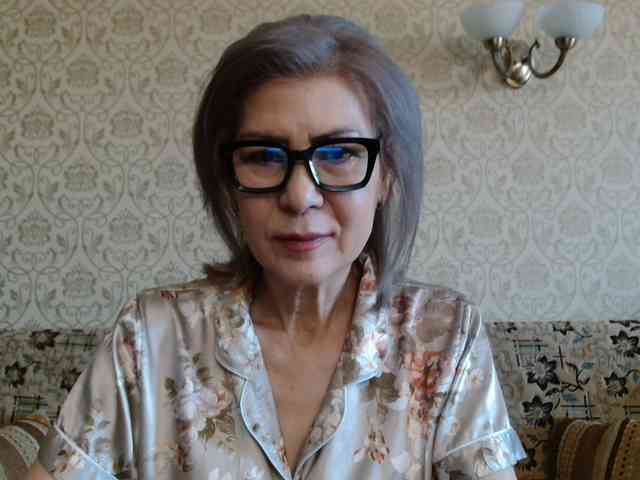 ElegantLady00 webcam
