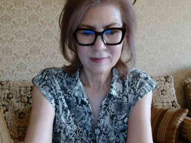ElegantLady00 webcam