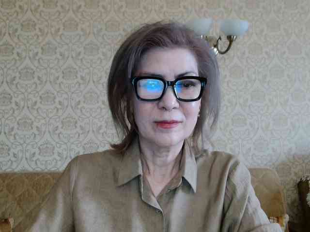 ElegantLady00 webcam