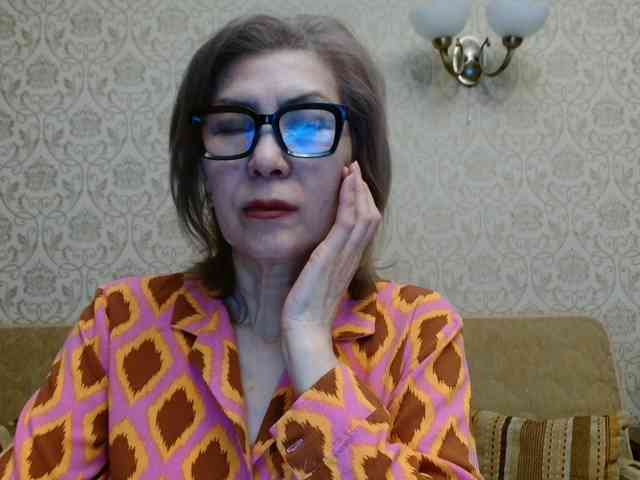 ElegantLady00 webcam