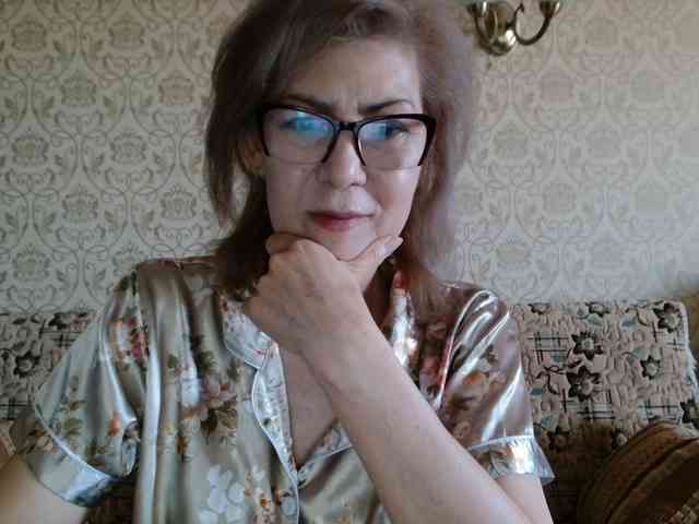 ElegantLady00 webcam