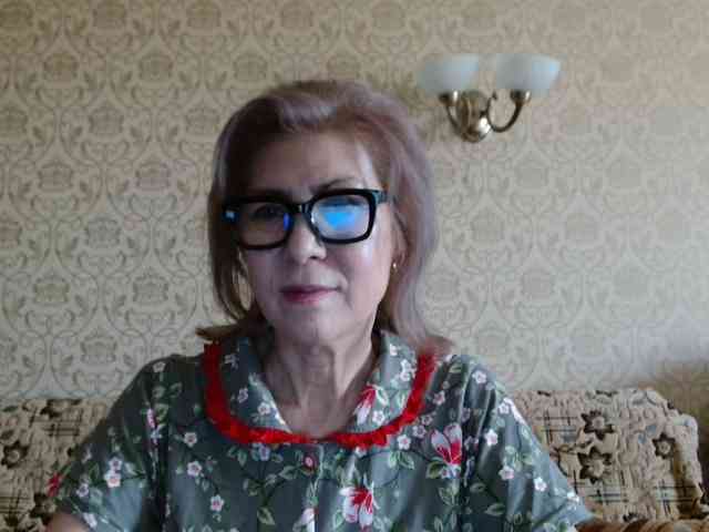 ElegantLady00 webcam