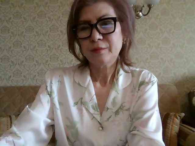 ElegantLady00 webcam