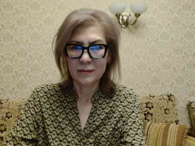 ElegantLady00 webcam