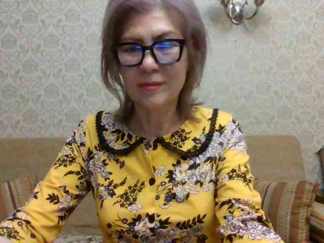 ElegantLady00 webcam