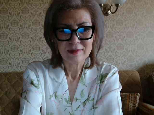 ElegantLady00 webcam