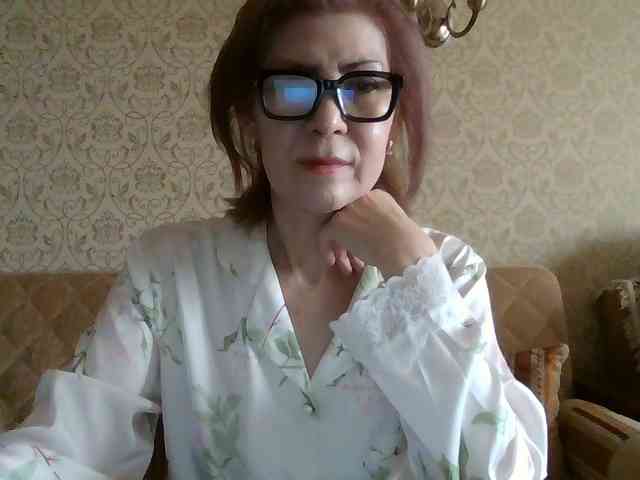 ElegantLady00 webcam