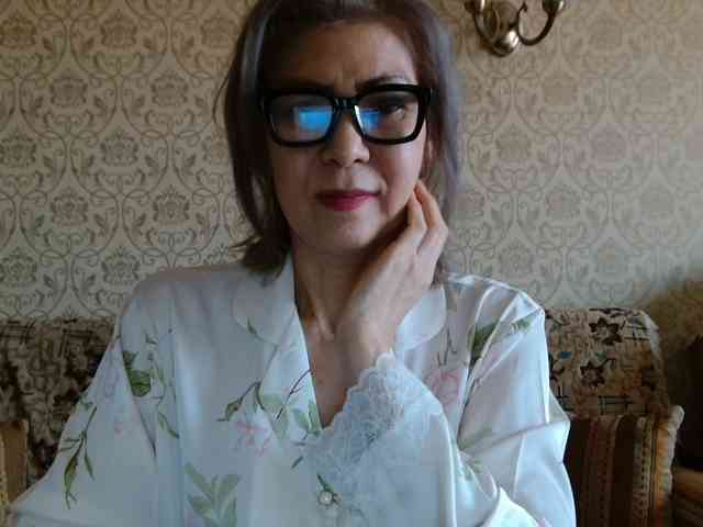 ElegantLady00 webcam