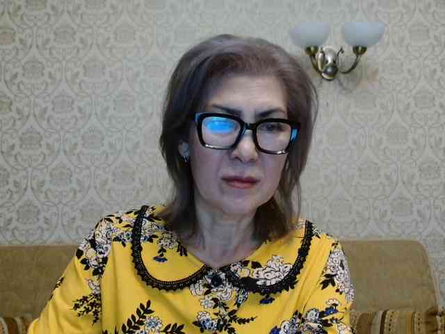 ElegantLady00 webcam