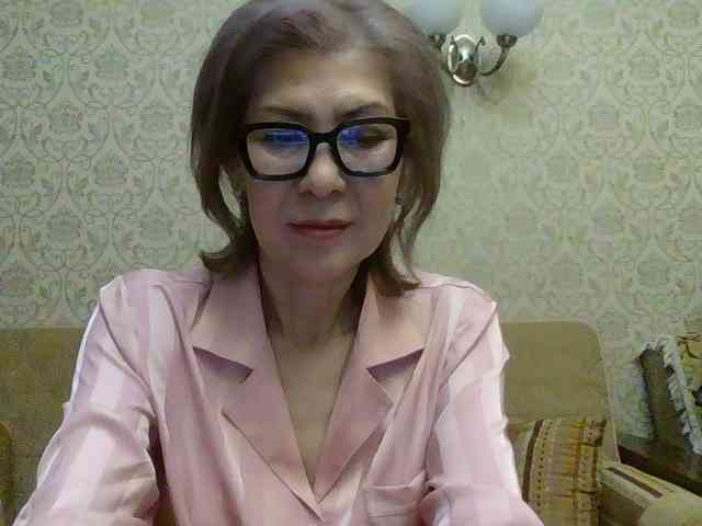 ElegantLady00 webcam