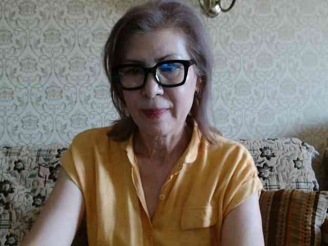 ElegantLady00 webcam