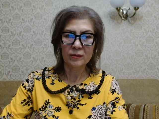 ElegantLady00 webcam