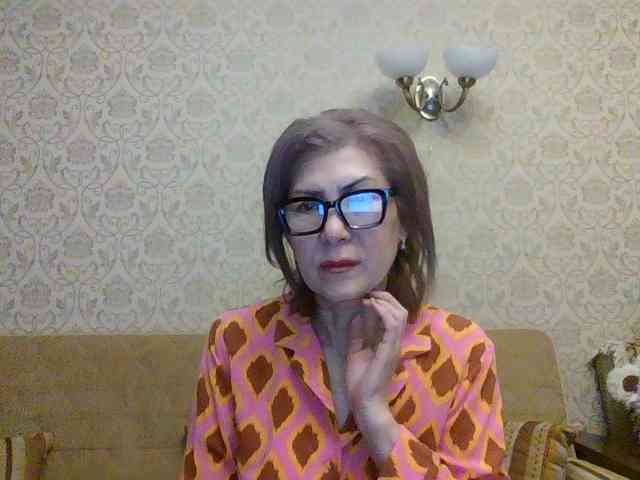 ElegantLady00 webcam