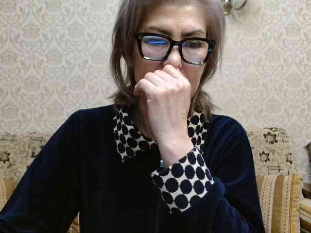 ElegantLady00 webcam