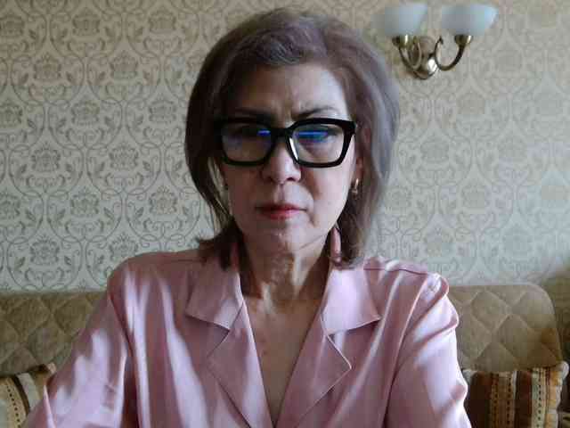 ElegantLady00 webcam