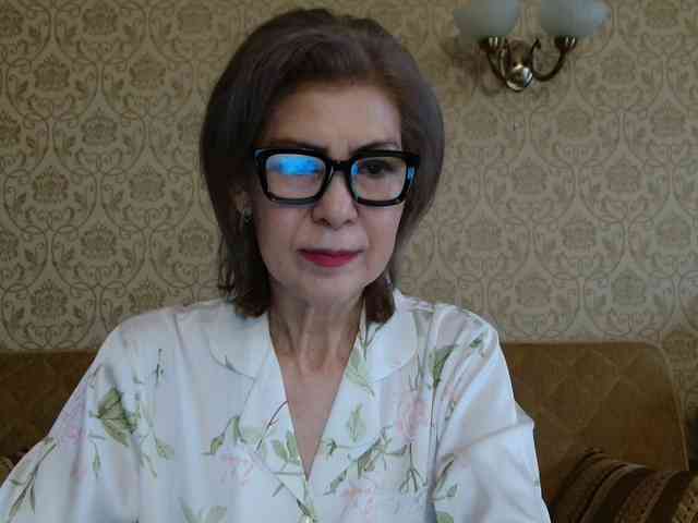 ElegantLady00 webcam