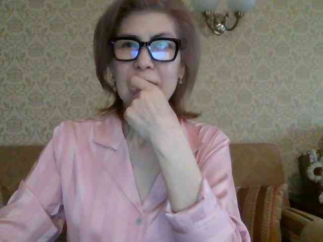 ElegantLady00 webcam