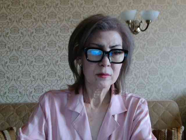 ElegantLady00 webcam