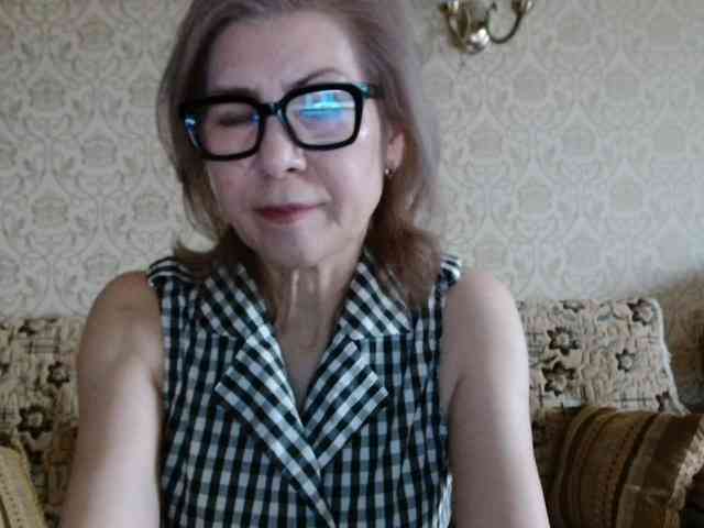 ElegantLady00 webcam