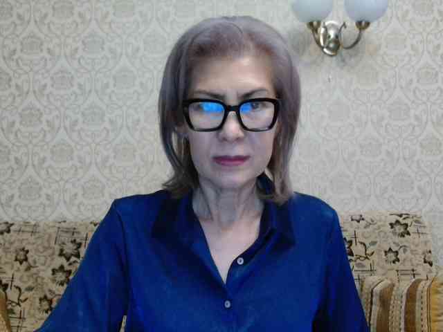 ElegantLady00 webcam