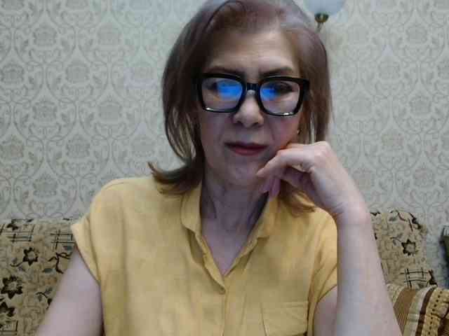ElegantLady00 webcam
