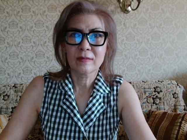 ElegantLady00 webcam