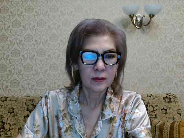 ElegantLady00 webcam