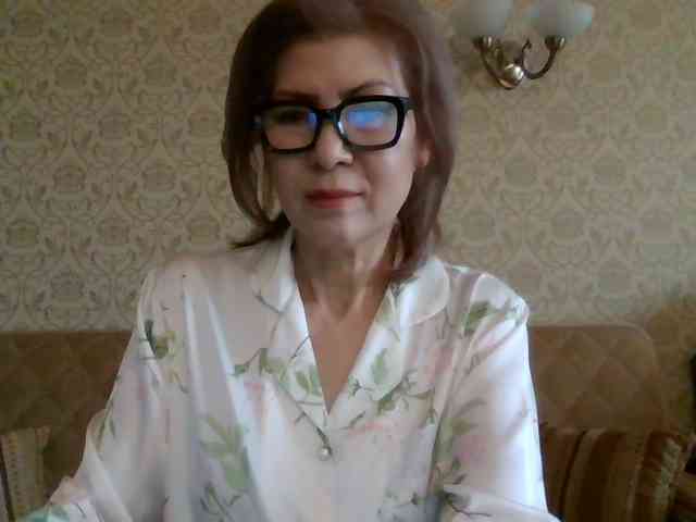 ElegantLady00 webcam