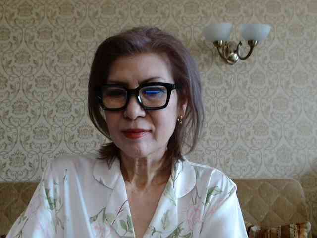 ElegantLady00 webcam