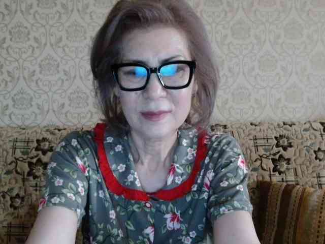 Elegant00Lady webcam