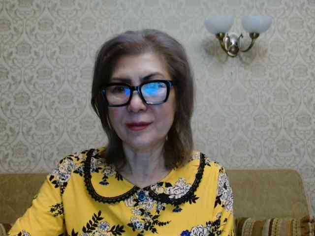 ElegantLady00 webcam