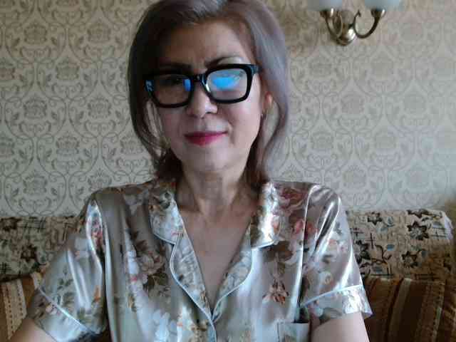 ElegantLady00 webcam