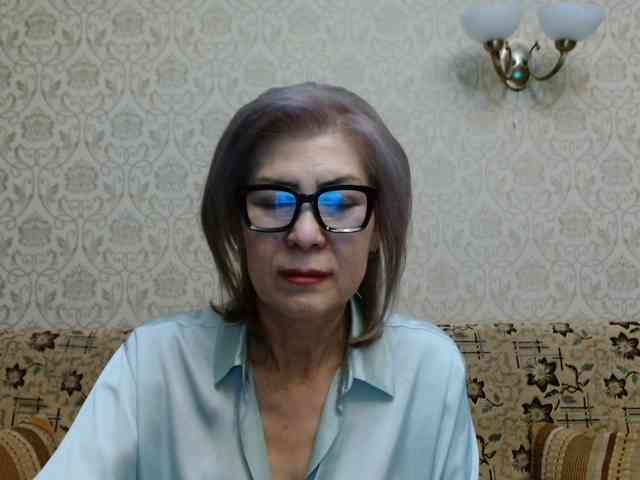 ElegantLady00 webcam