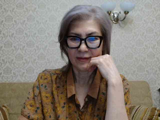 ElegantLady00 webcam