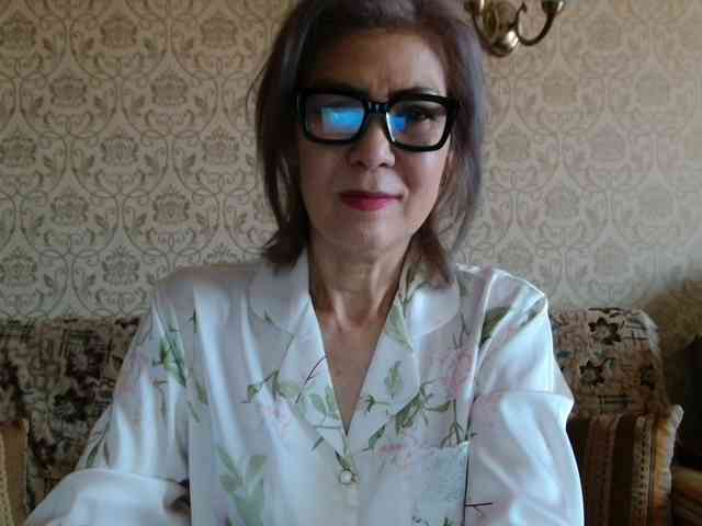 ElegantLady00 webcam