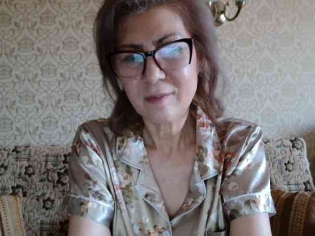 ElegantLady00 webcam