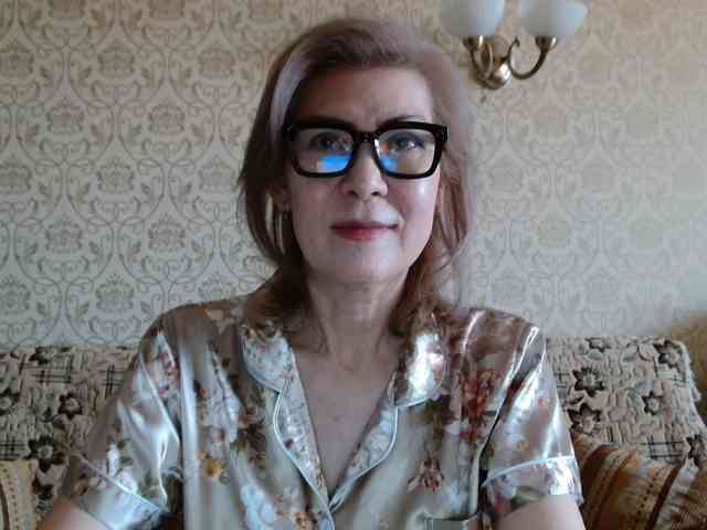 ElegantLady00 webcam