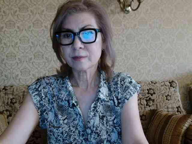 ElegantLady00 webcam