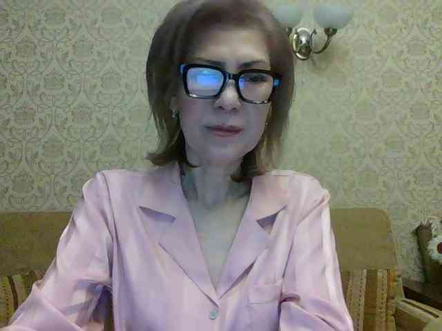 ElegantLady00 webcam