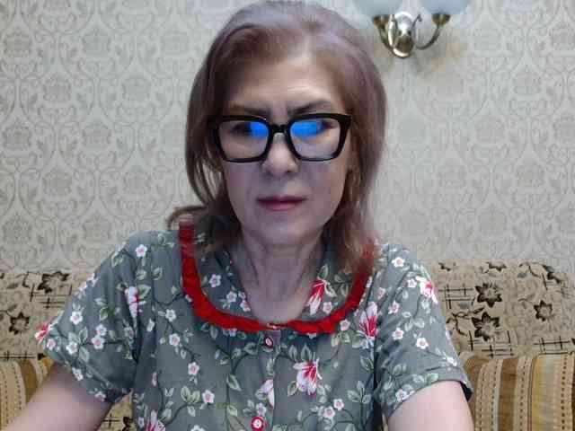 ElegantLady00 webcam