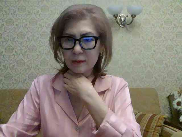 ElegantLady00 webcam