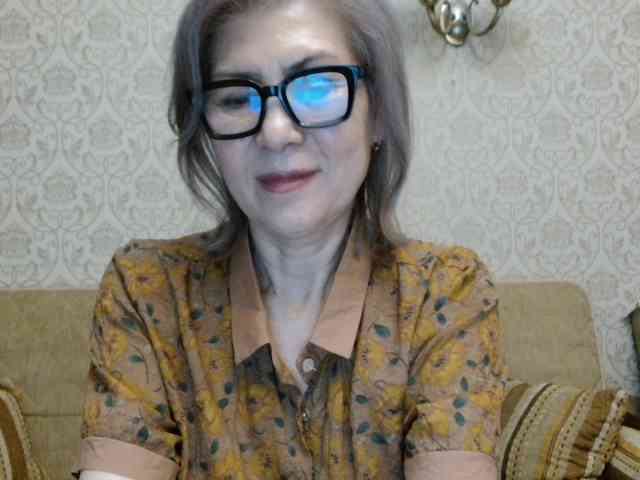 Elegant00Lady Live Webcam on BongaCams