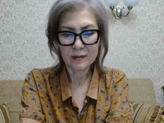 ElegantLady00 webcam