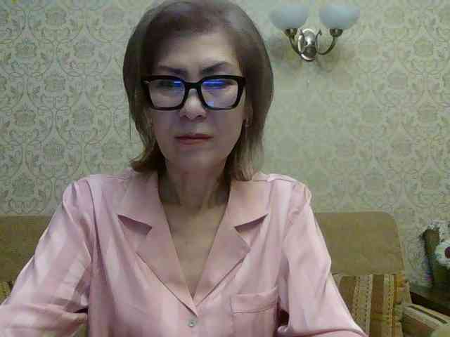 ElegantLady00 webcam