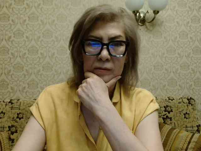 ElegantLady00 webcam