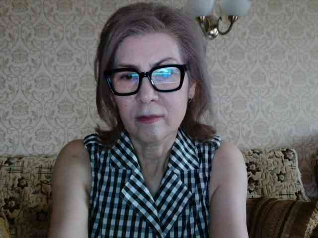 ElegantLady00 webcam